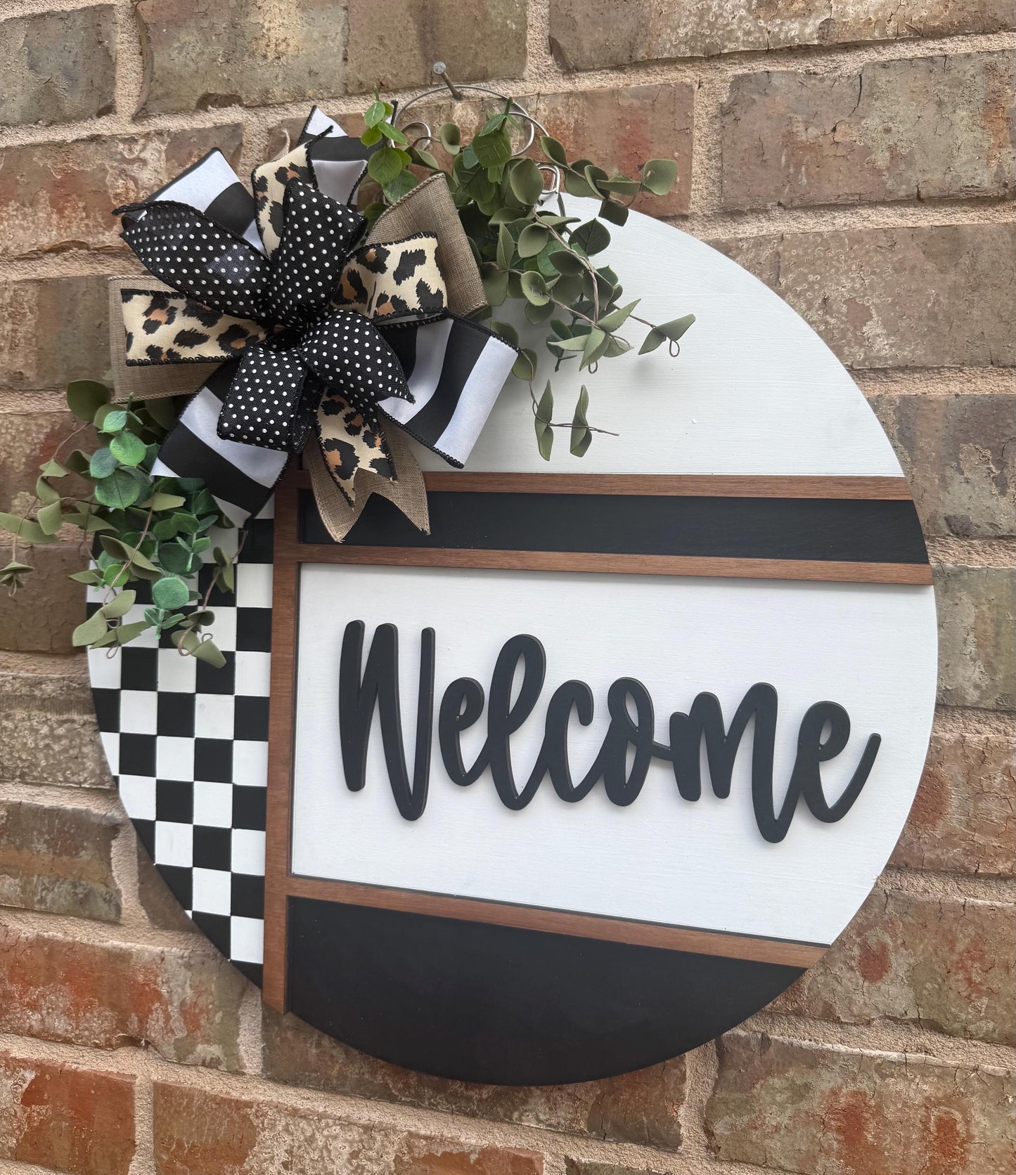 3D Welcome Checkered Door Hanger, Everyday Decor (20" Round)