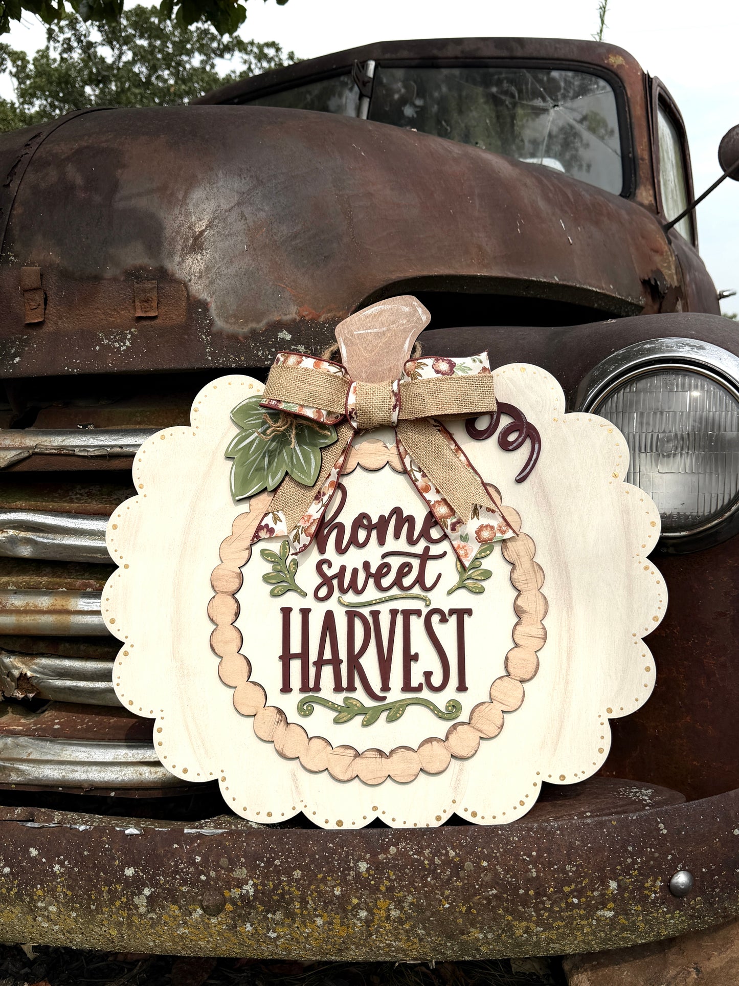 Home Sweet Harvest Pumpkin - Whippoorwill Charm