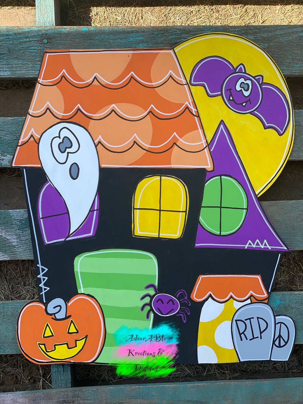 Haunted House Halloween Door Hanger: Bats, Spiders & Pumpkins