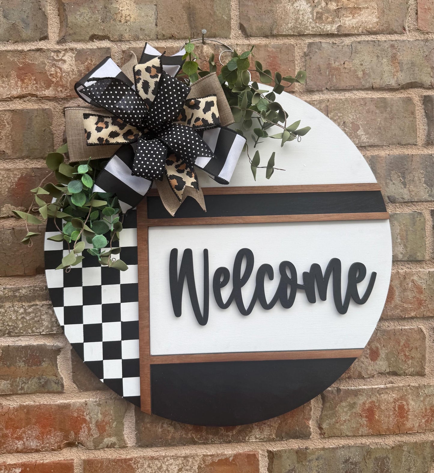 3D Welcome Checkered Door Hanger, Everyday Decor (20" Round)