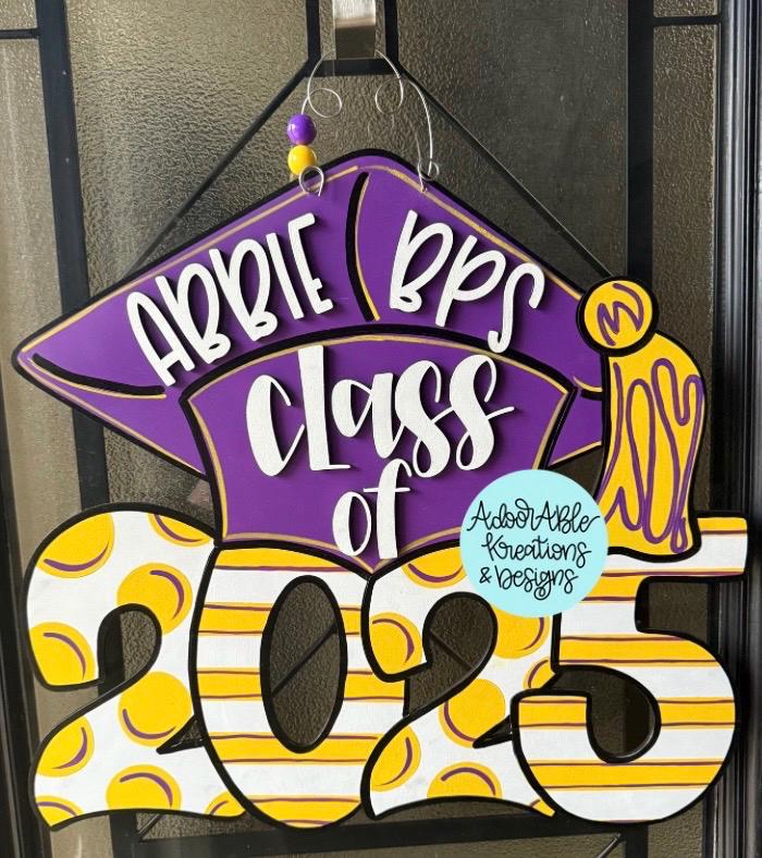 Graduation door hanger | 2027 | class of 2027 | personalization | 20”x22”