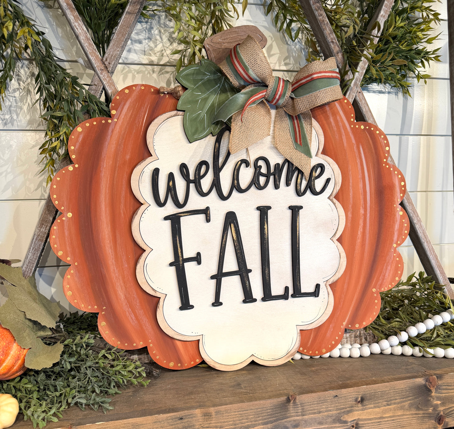 Welcome Fall Scallop - Whippoorwill Charm