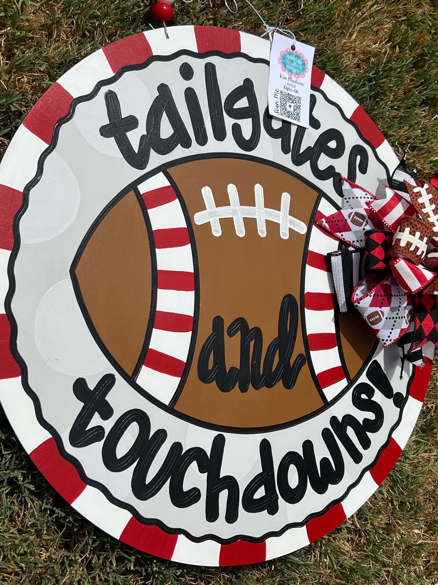 Football Door Hanger, Tailgates and Touchdowns, Round Wood Sign