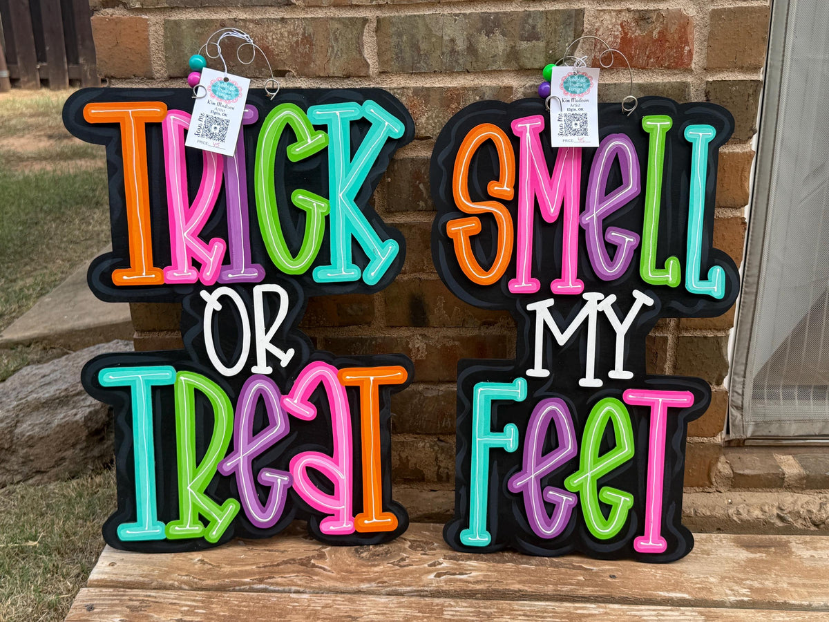Trick or Treat Door Hanger: 3D Halloween Porch Decor