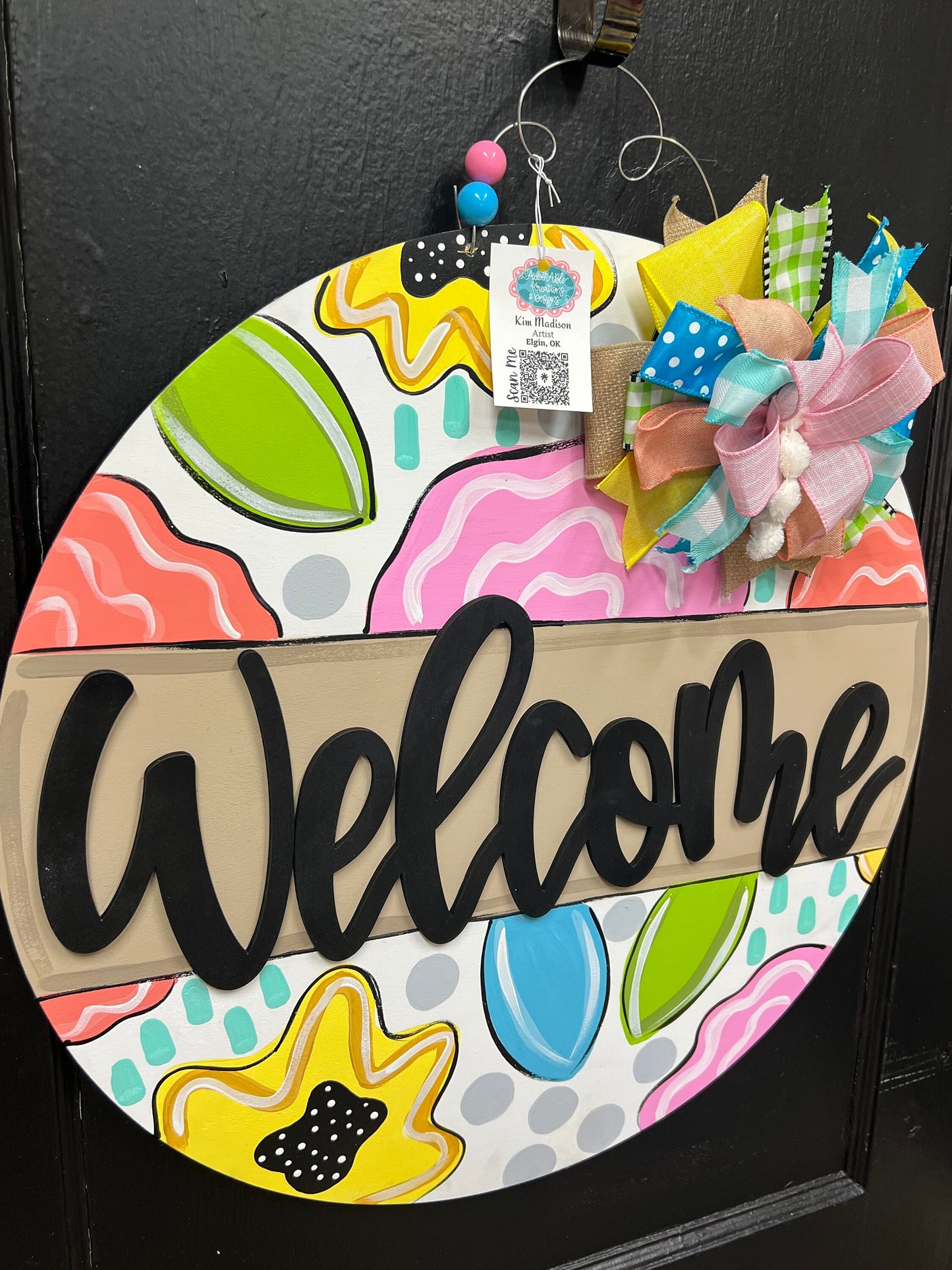 Floral Welcome Door Hanger, 3D Letters, 22" Round